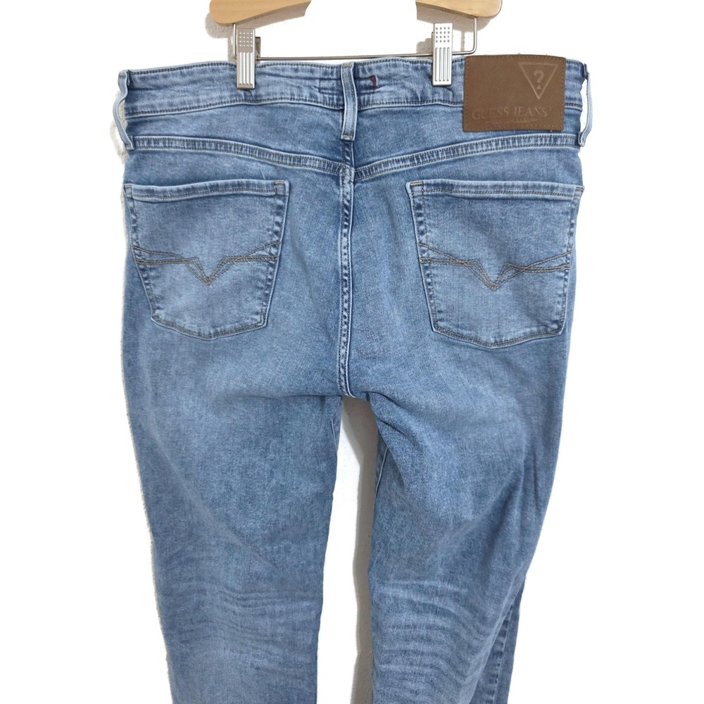 Guess Lincoln Slim Straight Jeans Mens 32x32 Blue Light Wash Denim T4BJ17 D5MV0